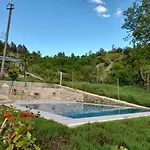 Stone House Semesterbostad *