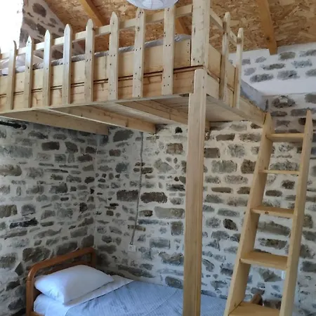 Stone House Hébergement de vacances *