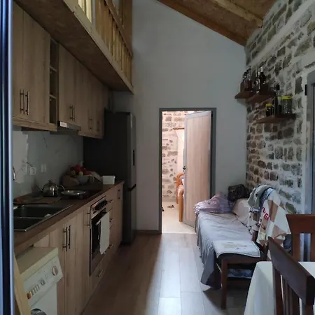 Stone House Kelcyre