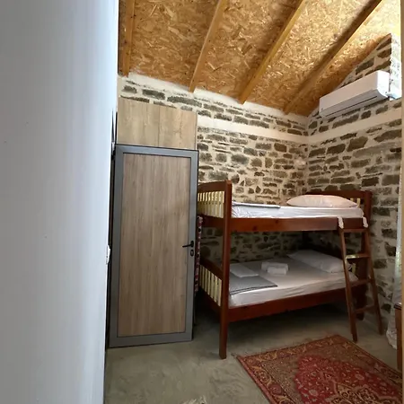 Stone House * Kelcyre